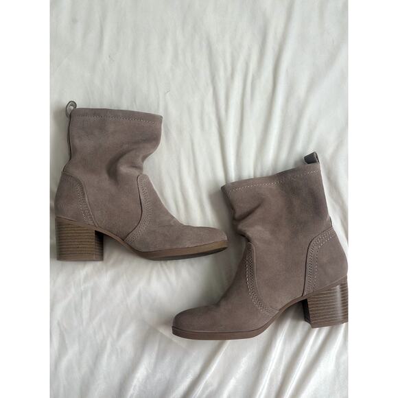 White Mountain Sz 8 Bernata Taupe Brown Leather Heeled Slouchy Booties Boho Chic - Picture 4 of 8